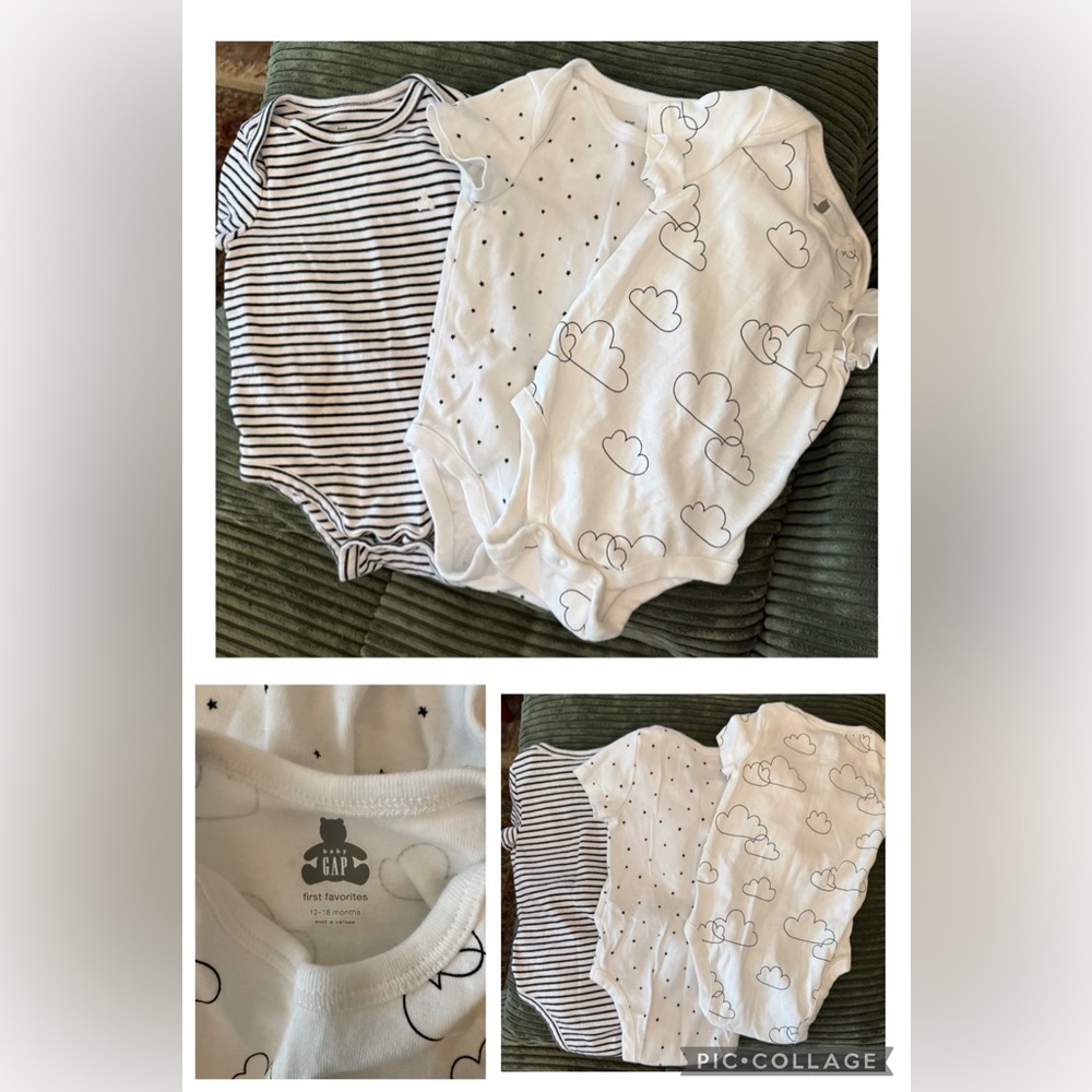 GAP Baby Bodysuits - Black and White Set Gender Neutral 12-18M